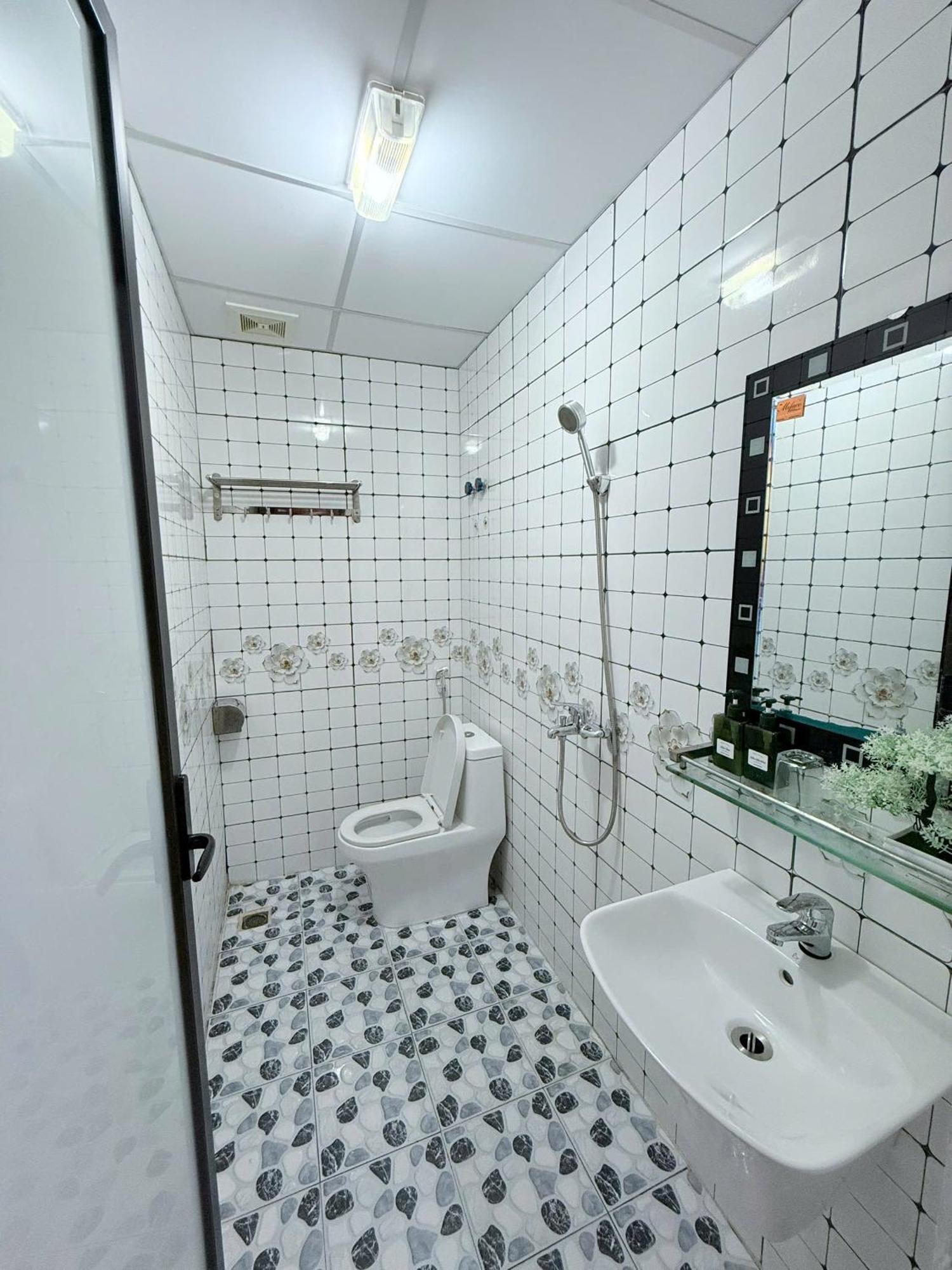 Venus Hotel Catba Dong Khe Sau ภายนอก รูปภาพ